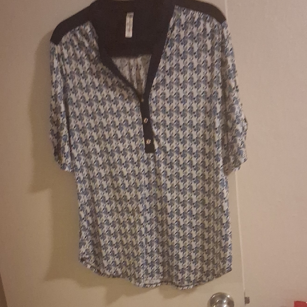 Chic Patterned Women's Blouse - Blue and Black